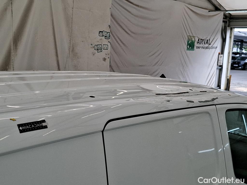  Nissan  NV200 NISSAN e- / 2009 / 4P / Fourgon tôlé 40kWh 109ch N-Connecta Electrique #2
