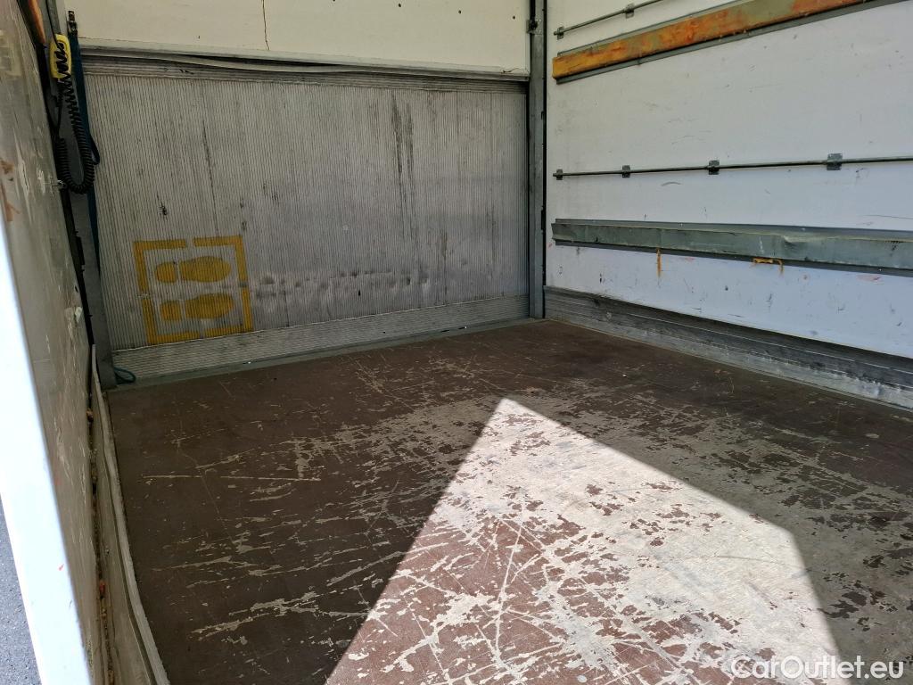 Iveco  Daily Iveco  VU 2p Châssis cabine 3.0 35S15H 4100 LEAF #16