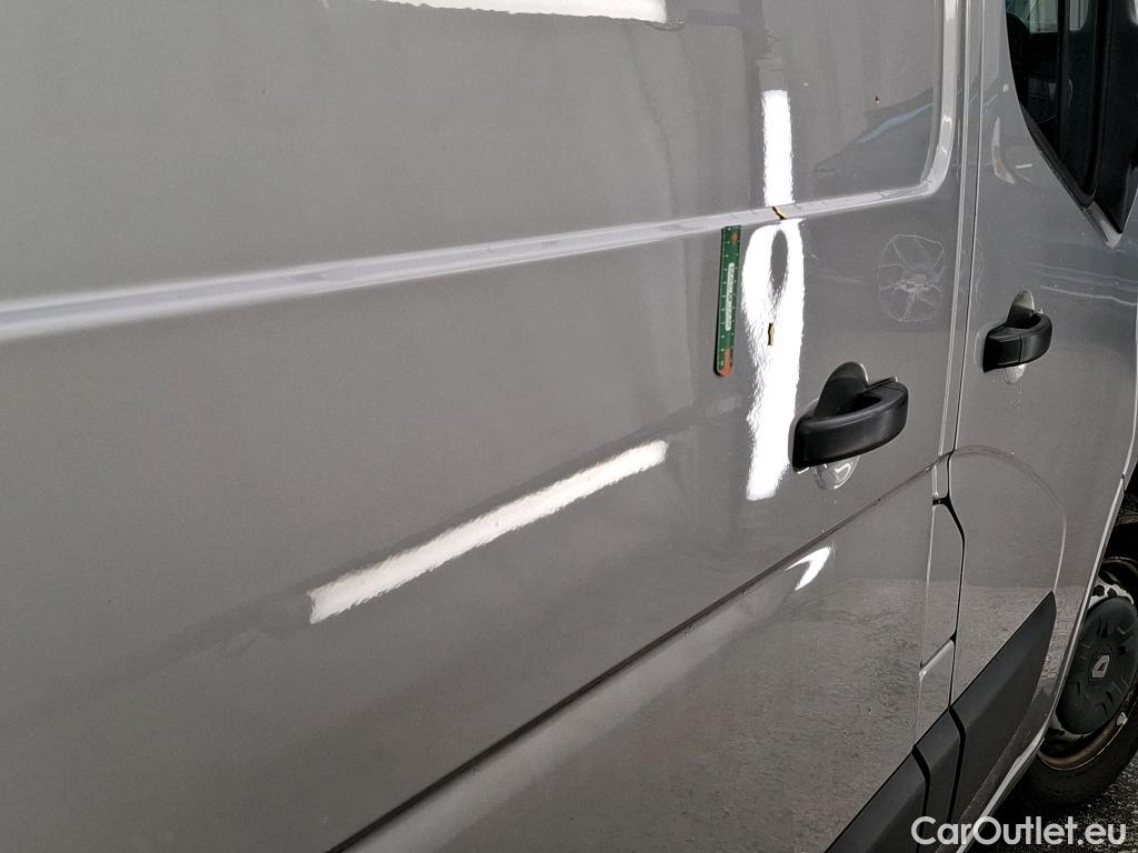  Renault  Master RENAULT  / 2014 / 4P / Fourgon tôlé &FG GCf Trac F3300 L2H2 dCi 110 Euro6 #30
