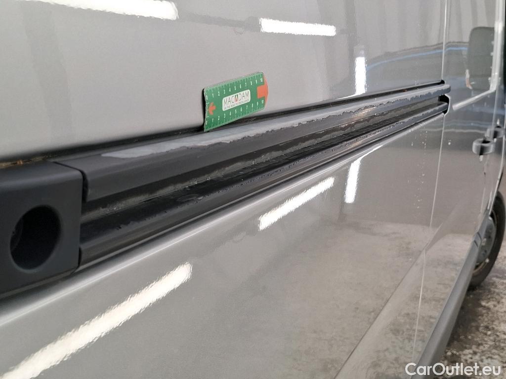  Renault  Master RENAULT  / 2014 / 4P / Fourgon tôlé &FG GCf Trac F3300 L2H2 dCi 110 Euro6 #32