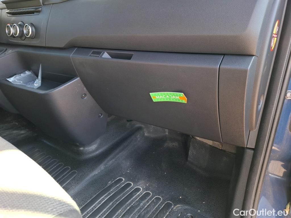  Renault  Master  III Fourgon L1H1 2 8 Grand Confort 2.3 dCi 135CV BVM6 E6dT #65