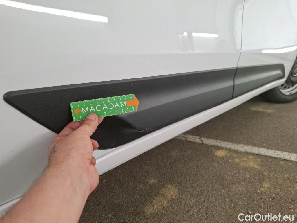  Renault  Kangoo RENAULT  / 2021 / 4P / Fourgonnette Extra - Blue dCi95 Sésame Ouvre Toi #27