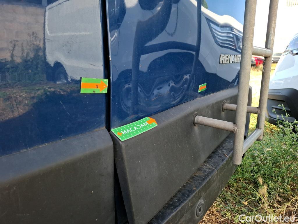  Renault  Master  III Fourgon L1H1 2 8 Grand Confort 2.3 dCi 135CV BVM6 E6dT #4