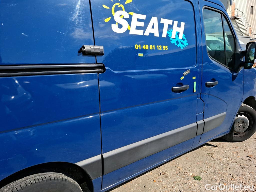  Renault  Master  III Fourgon L1H1 2 8 Grand Confort 2.3 dCi 135CV BVM6 E6dT #29
