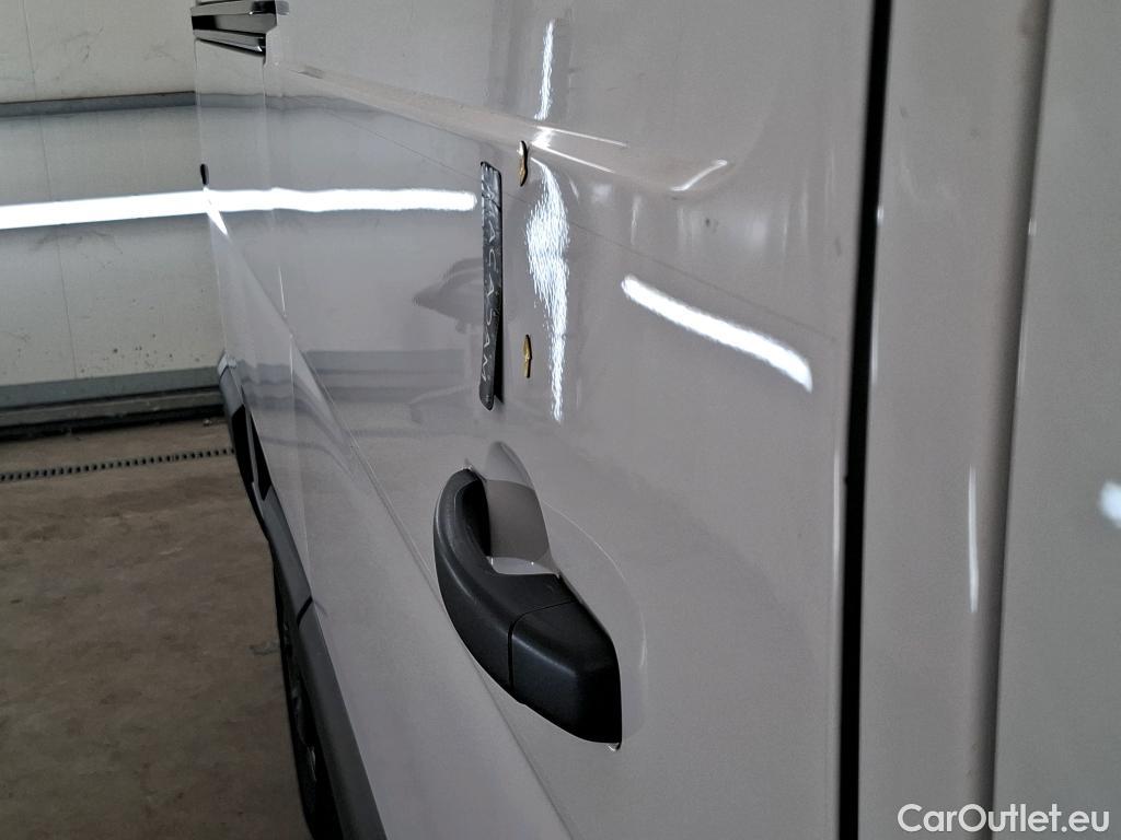  Renault  Master  III Fourgon L2H2 3 3 Grand Confort dCi 135CV BVM6 E6d #11