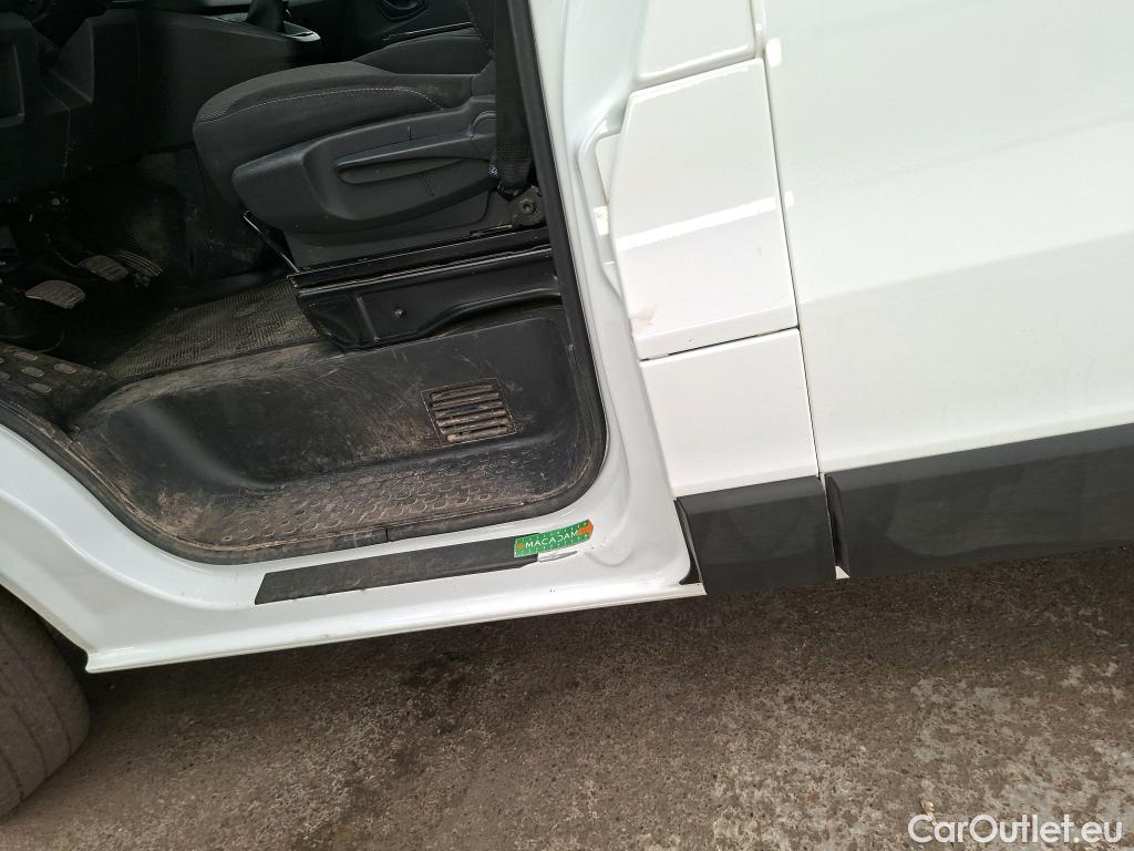  Renault  Trafic  III Fourgon L2H1 3T Confort 2.0 dCi 130CV BVM6 E6d #12