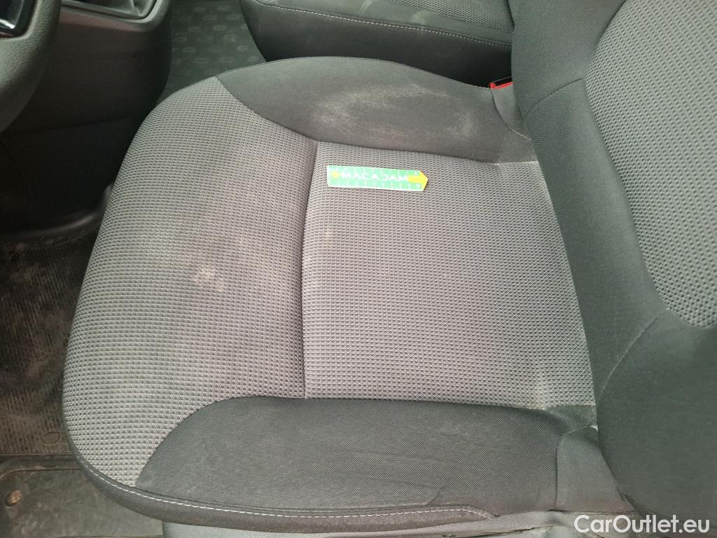  Renault  Trafic  III Fourgon L2H1 3T Confort 2.0 dCi 130CV BVM6 E6d #10