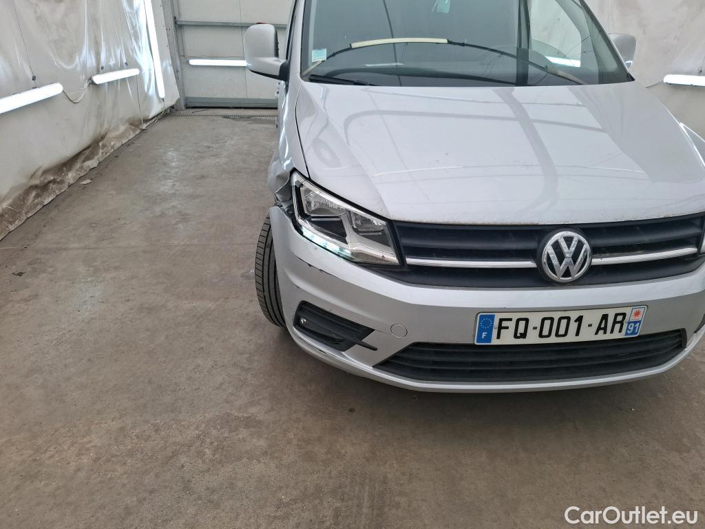  Volkswagen  Caddy VOLKSWAGEN  Van / 2015 / 4P / Fourgonnette 2.0 TDI 102 DSG6 Business Line Plus #32