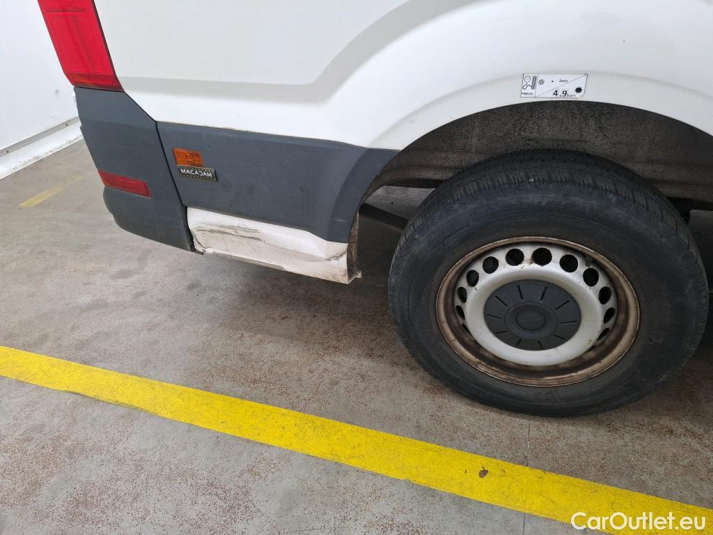  Volkswagen  Crafter  Fourgon Fourgon 35 lang mit Hochdach FWD 2.0 140CV BVM6 #97