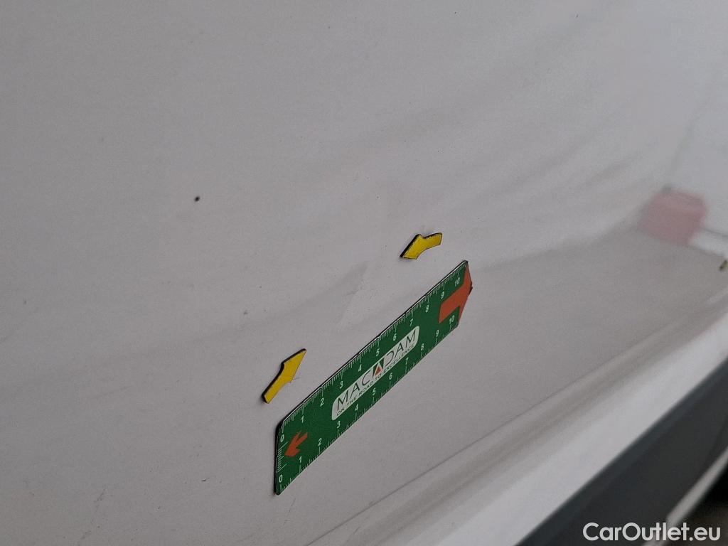  Volkswagen  Crafter  Fourgon Fourgon 35 lang mit Hochdach FWD 2.0 140CV BVM6 #32