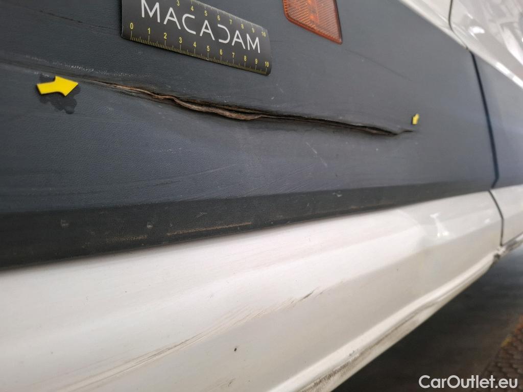  Volkswagen  Crafter  Fourgon Fourgon 35 lang mit Hochdach FWD 2.0 140CV BVM6 #88