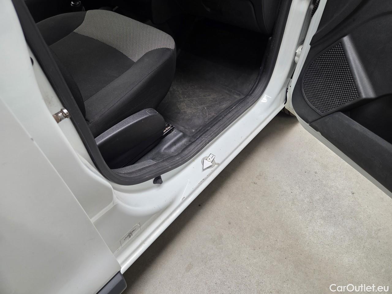  Dacia  Dokker 1.5 dCi 75 Ambiance Van 75HP #36