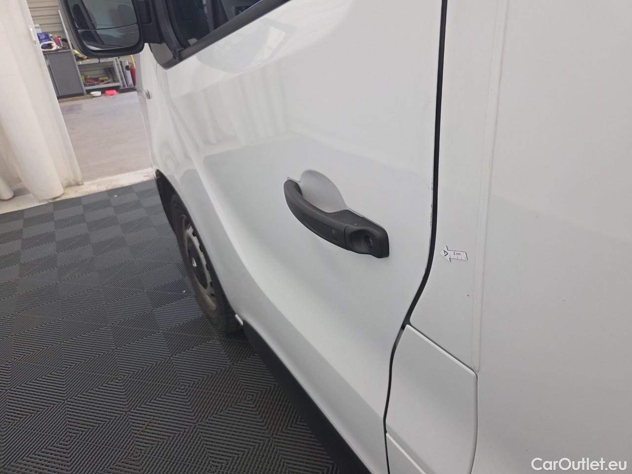  Renault  Trafic 1.6 dCi 95CP L2 Authentique #2