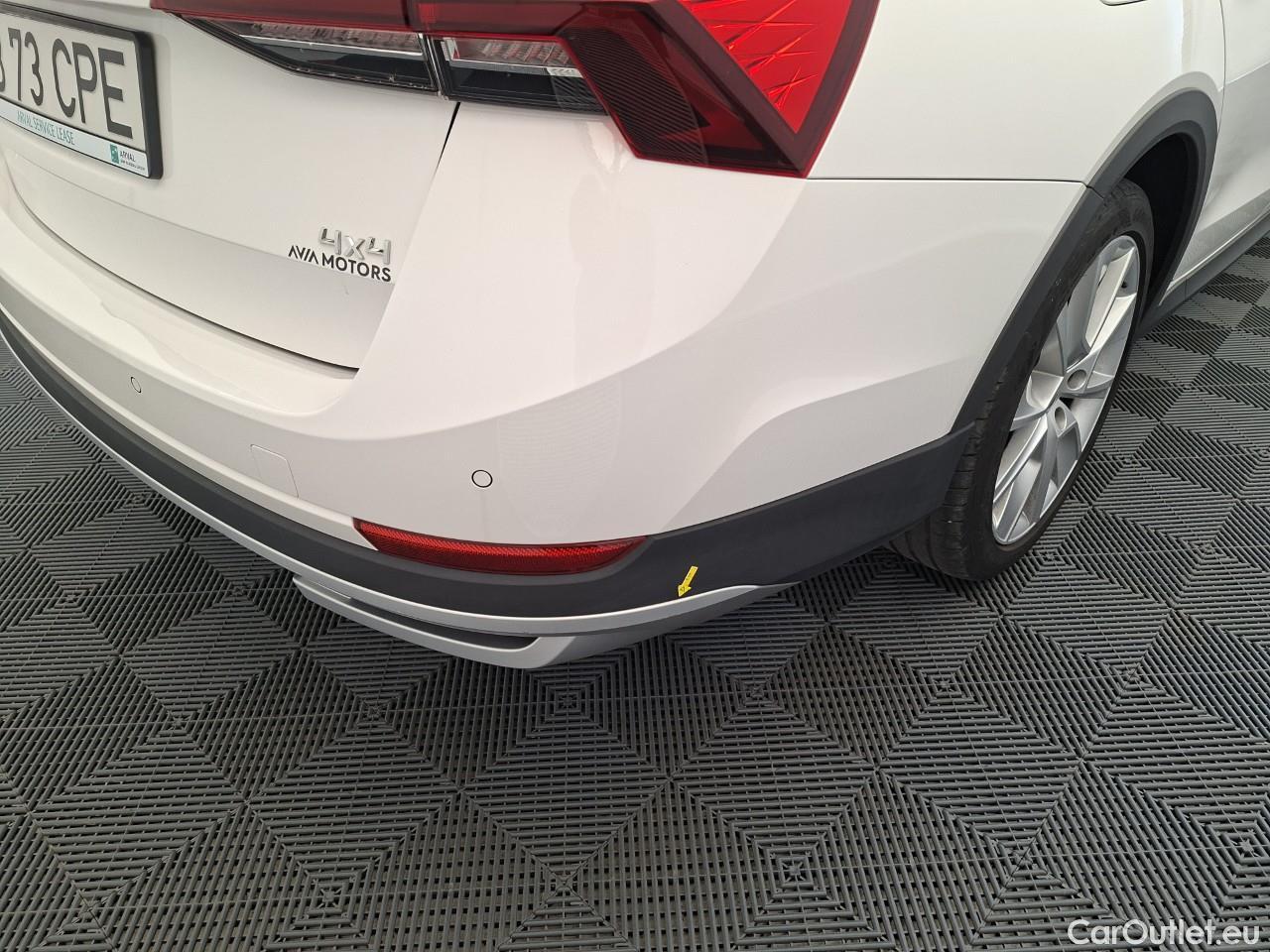  Skoda  Octavia 2.0 TDI 200CP Scout Combi DSG 4x4 #19