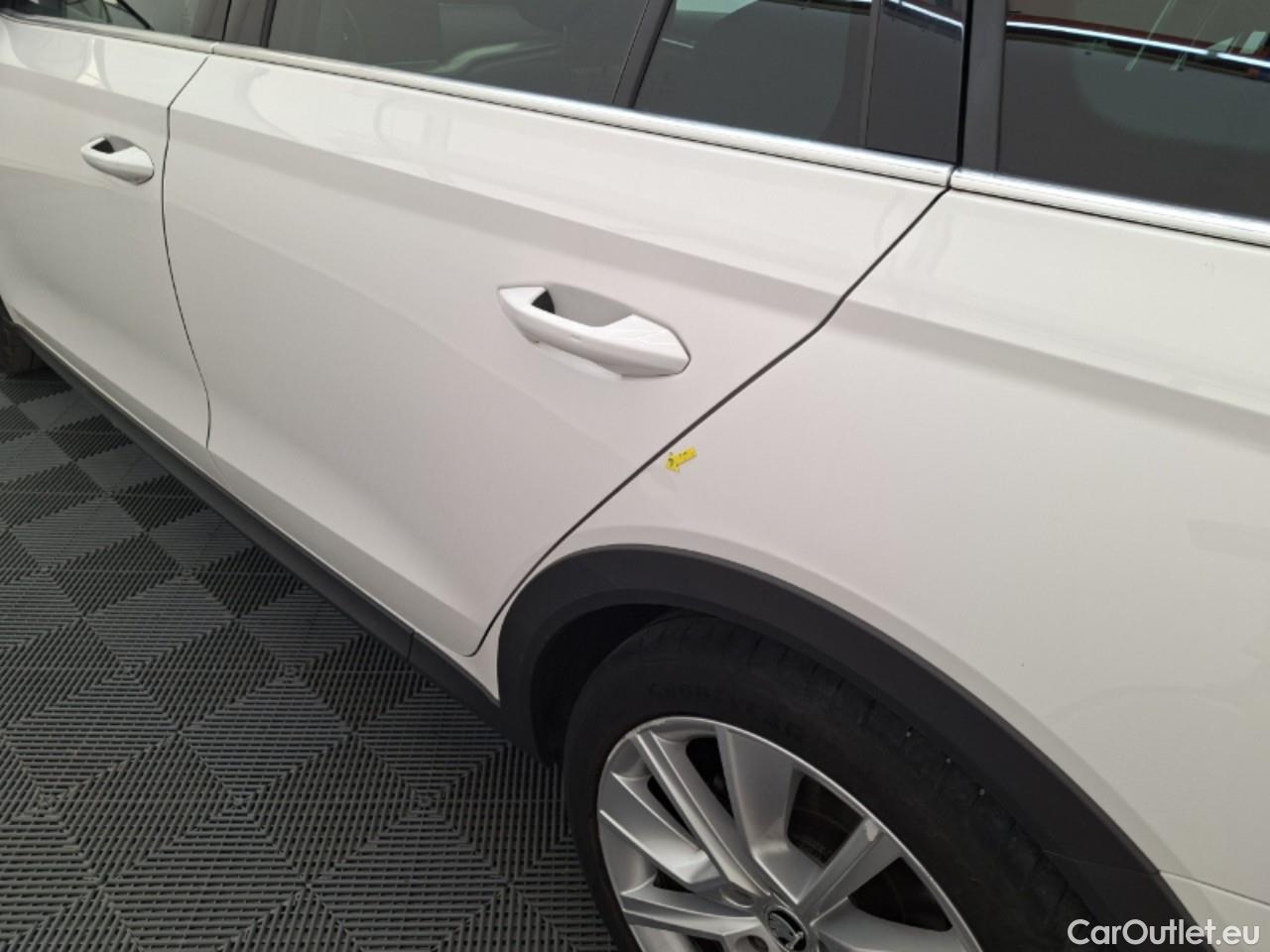  Skoda  Octavia 2.0 TDI 200CP Scout Combi DSG 4x4 #22