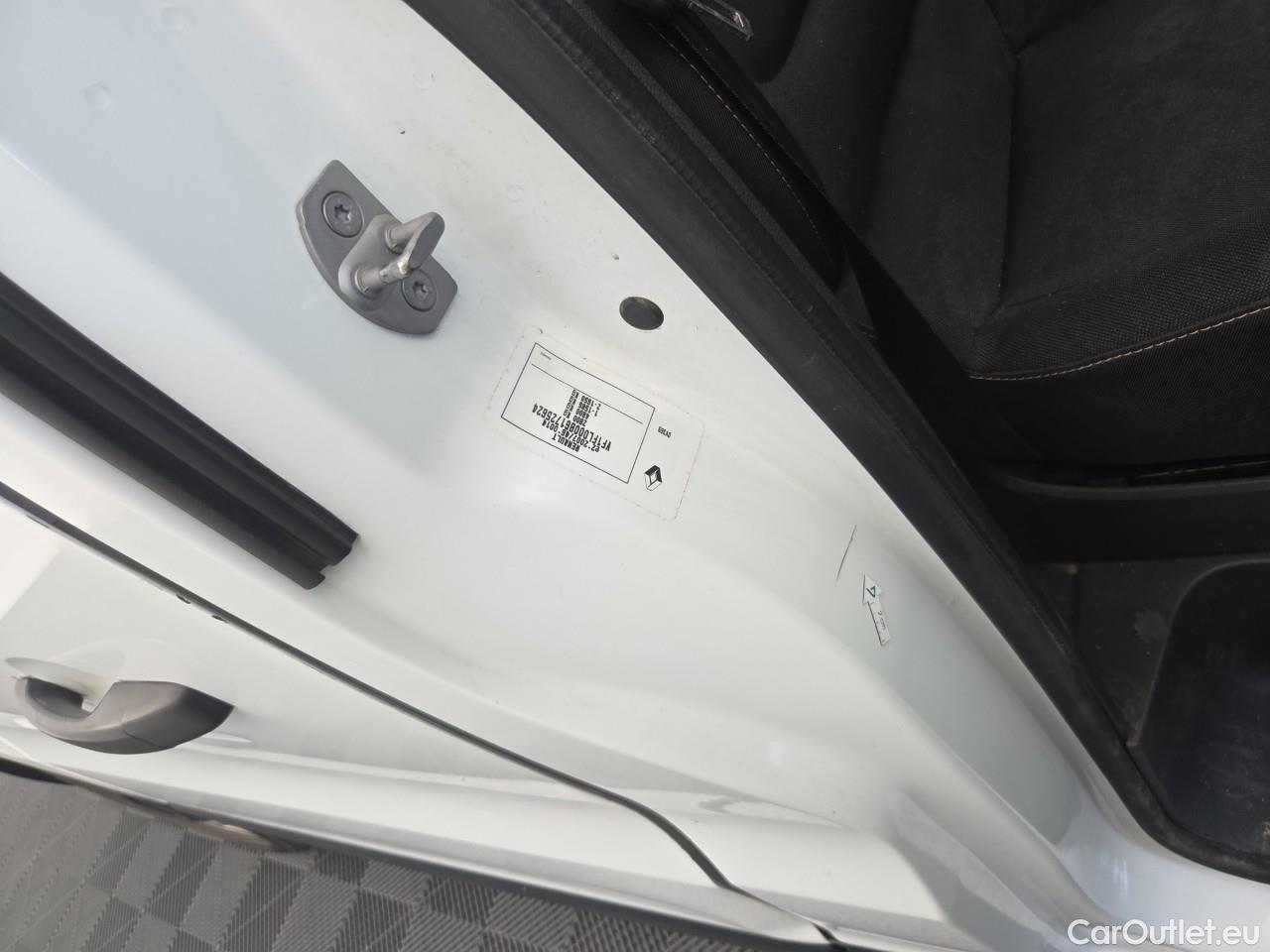  Renault  Trafic 1.6 dCi 95CP L2 Authentique #70