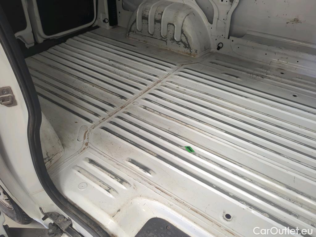  Renault  Trafic 2.0 Blue dCi 110CP L1H1 #39