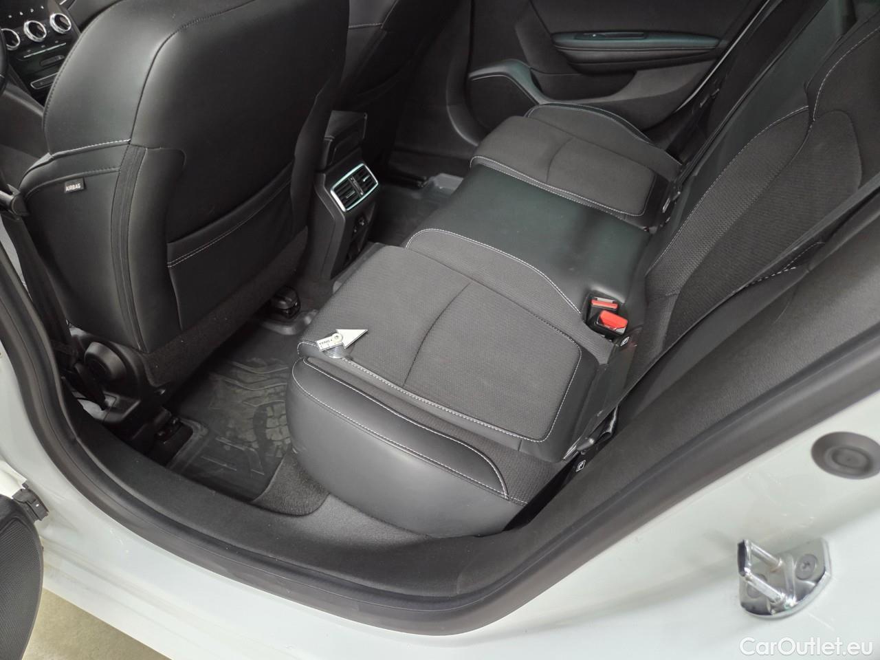  Renault  Megane 1.3 TCe 140CP Intens EDC #36