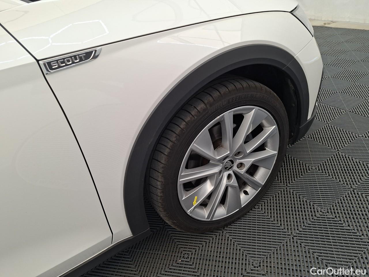  Skoda  Octavia 2.0 TDI 200CP Scout Combi DSG 4x4 #12