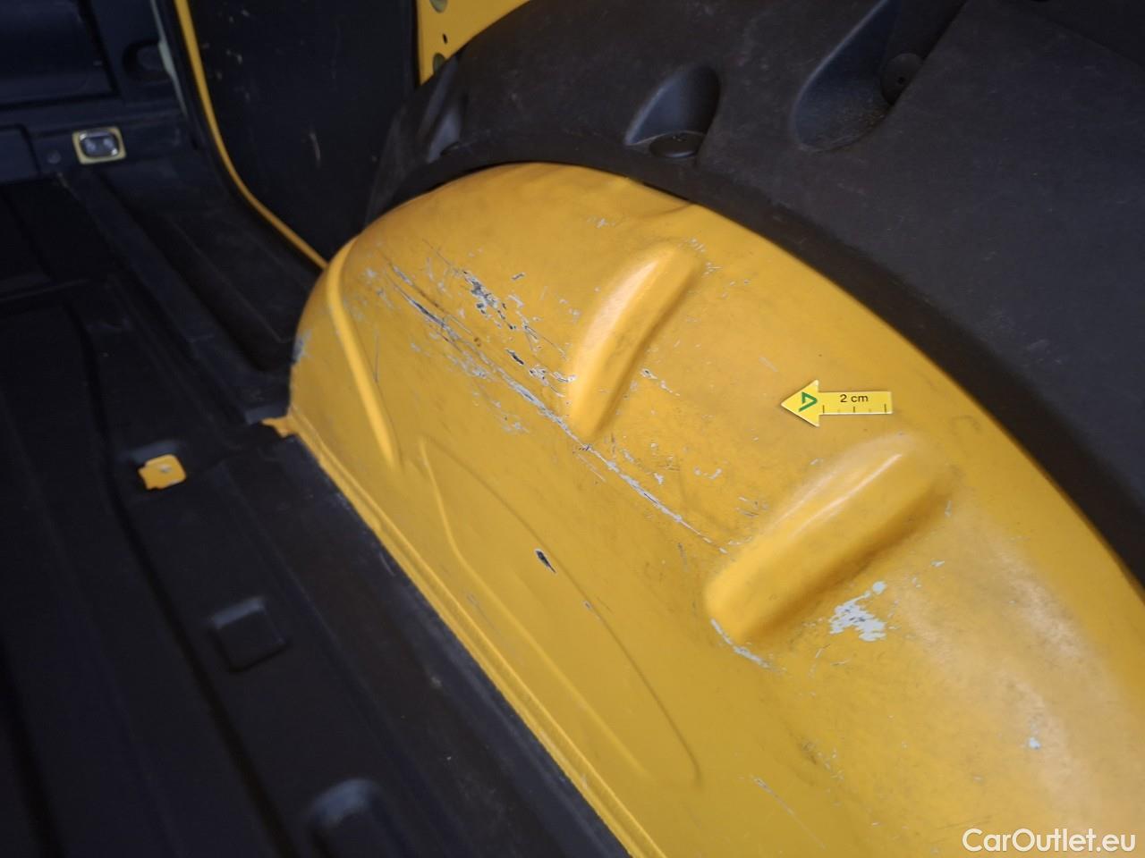  Volkswagen  Caddy Cargo 2.0 TDI 90 kW DSG #21