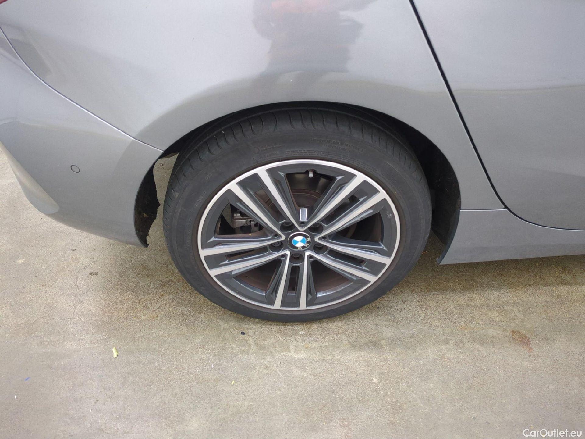  Bmw  Serie 1 BMW Série 1 / 2019 / 5P / Berline 116i DKG7 Business Design #21
