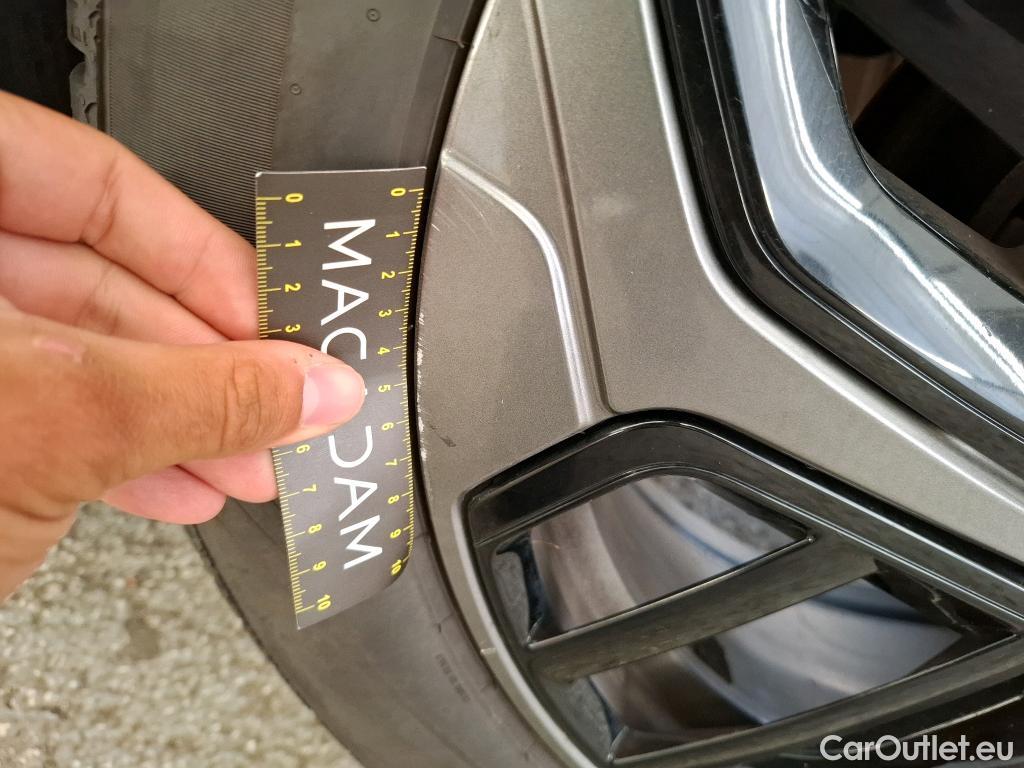  Citroen  C4  X Plus 1.2 PureTech 130CV BVA8 6E #10