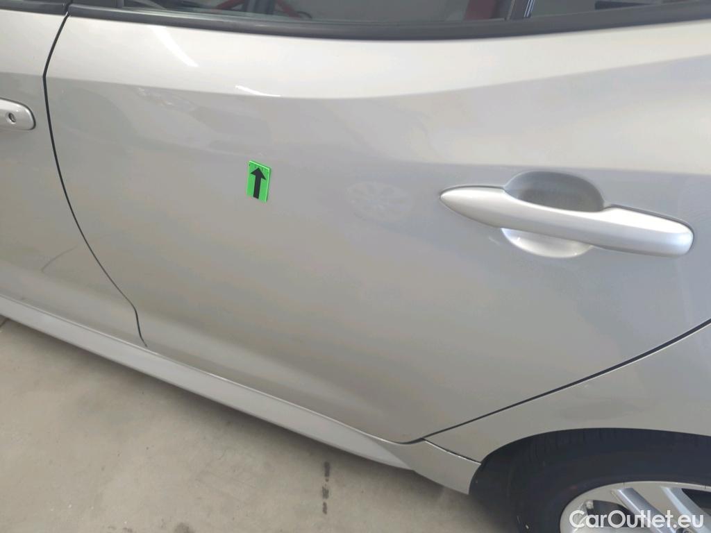  Toyota  Corolla 1.8 Hybrid Dynamic HSD E-CVT #33