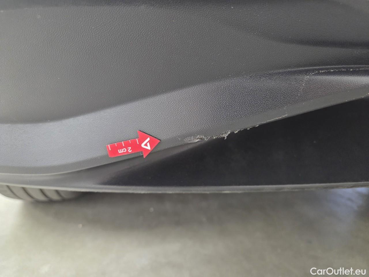  Volkswagen  Golf  Life 1.0 eTSI DSG mild-Hybrid #31