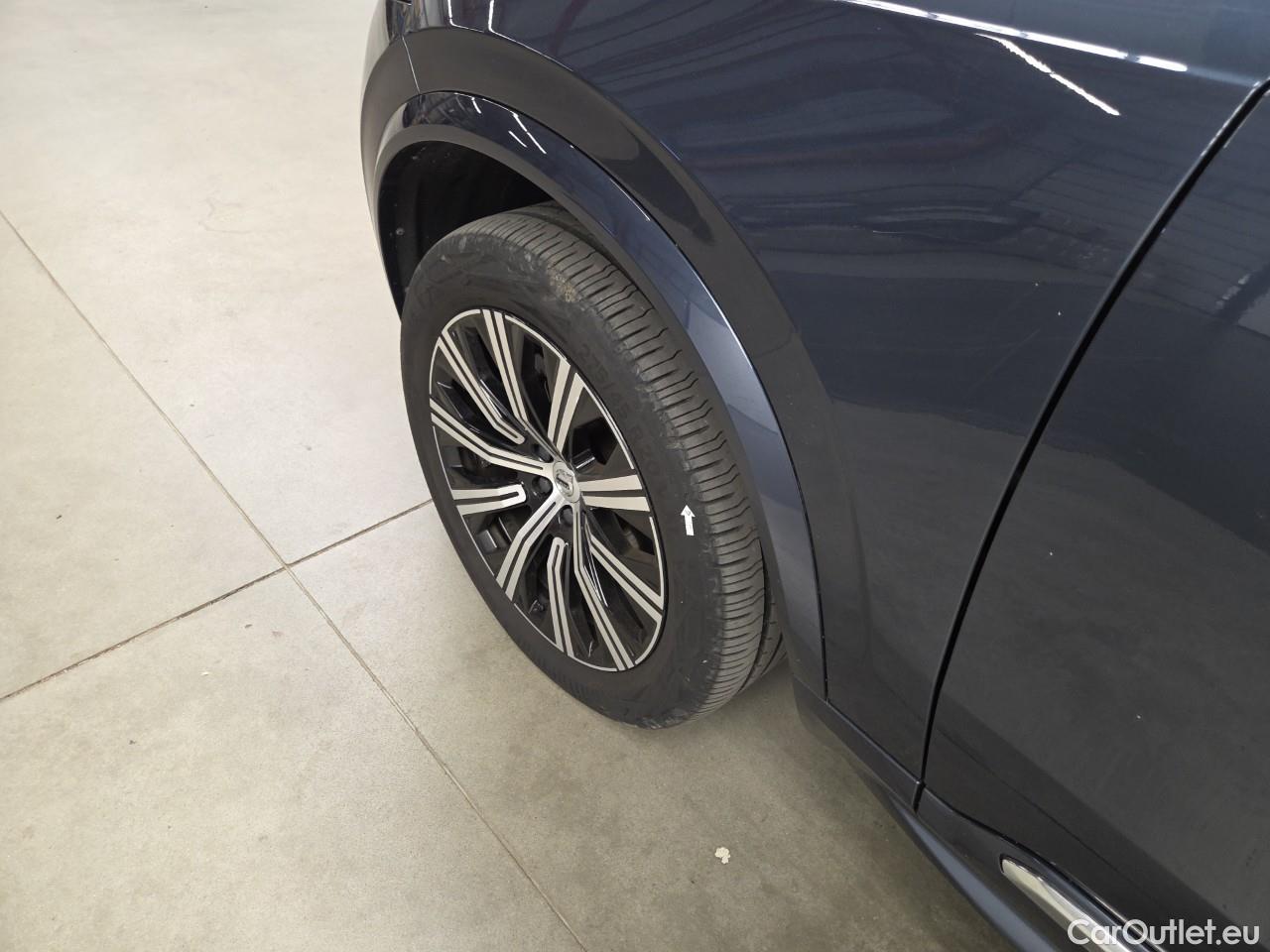  Volvo  XC90 2.0 B6 P Inscription AT8 AWD #52