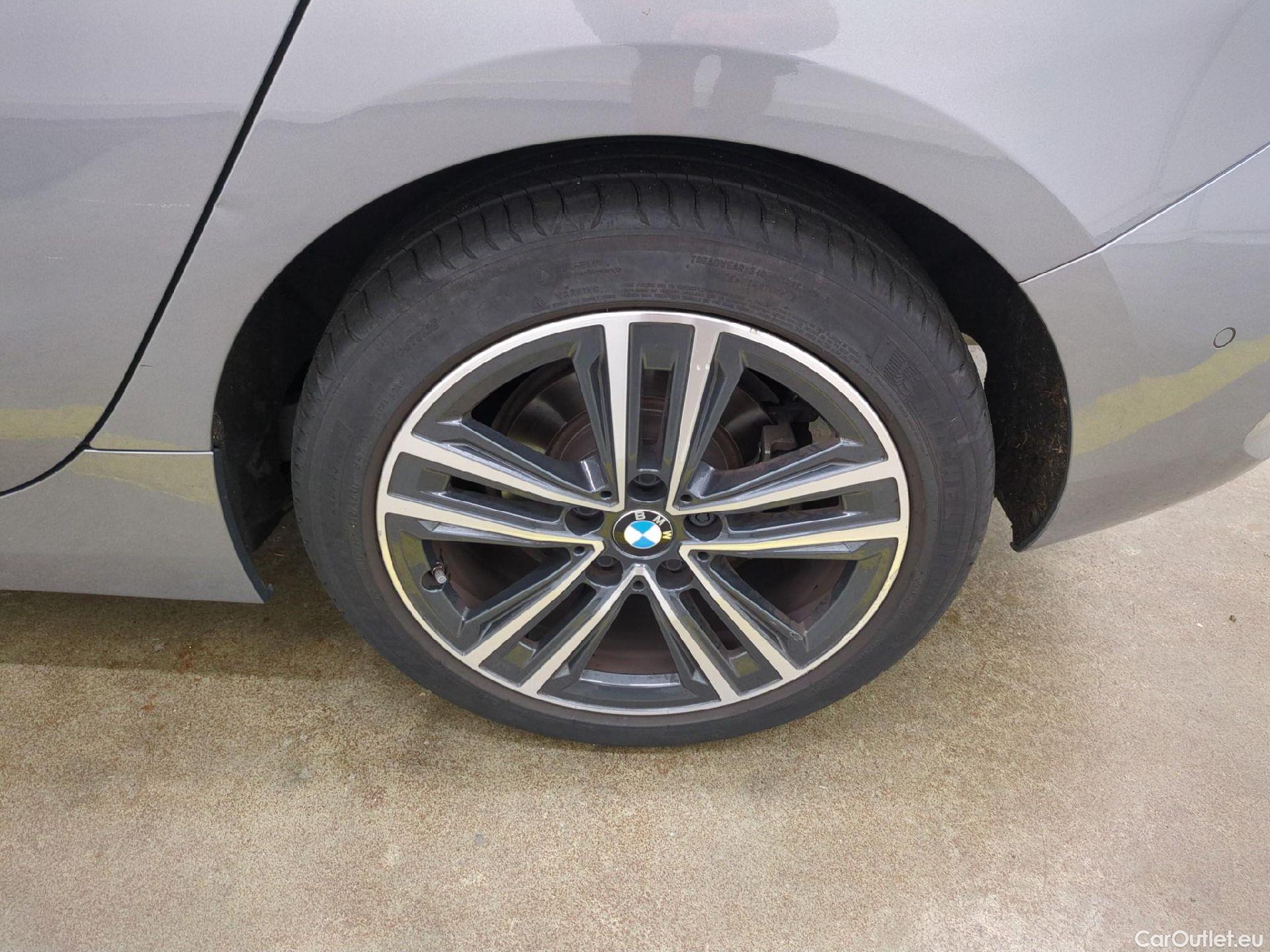  Bmw  Serie 1 BMW Série 1 / 2019 / 5P / Berline 116i DKG7 Business Design #12