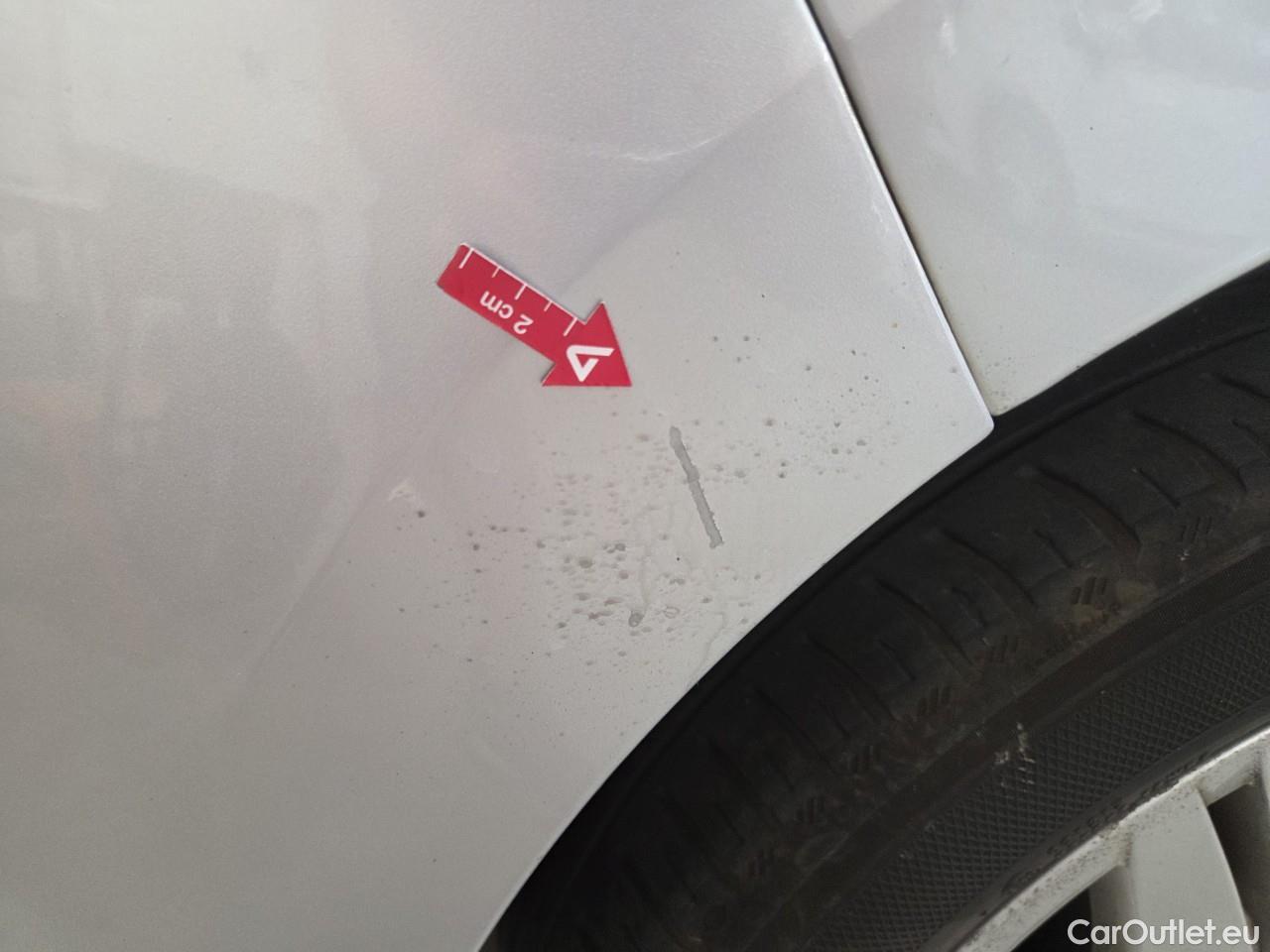  Volkswagen  Golf  Life 1.0 eTSI DSG mild-Hybrid #28