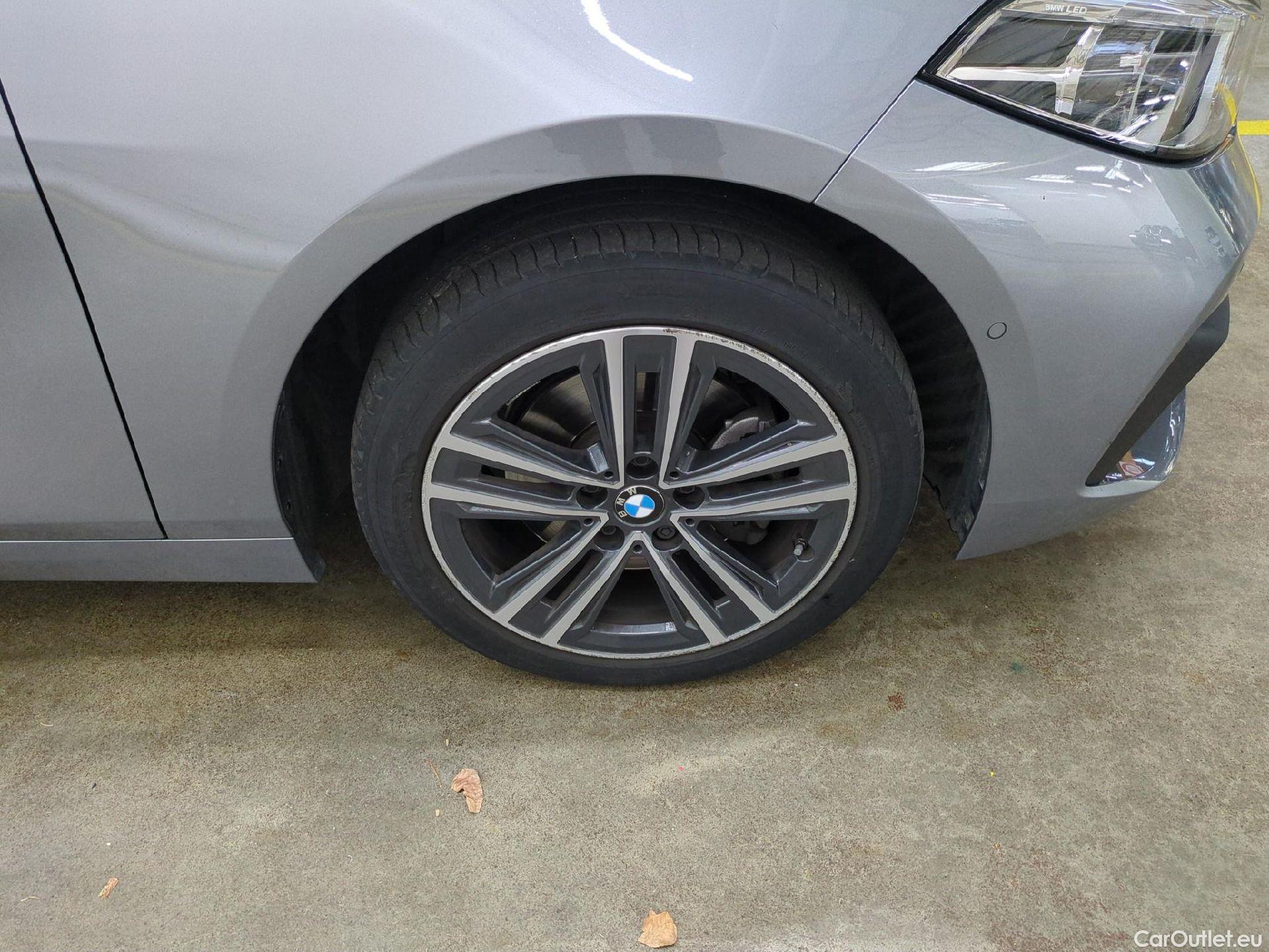  Bmw  Serie 1 BMW Série 1 / 2019 / 5P / Berline 116i DKG7 Business Design #26