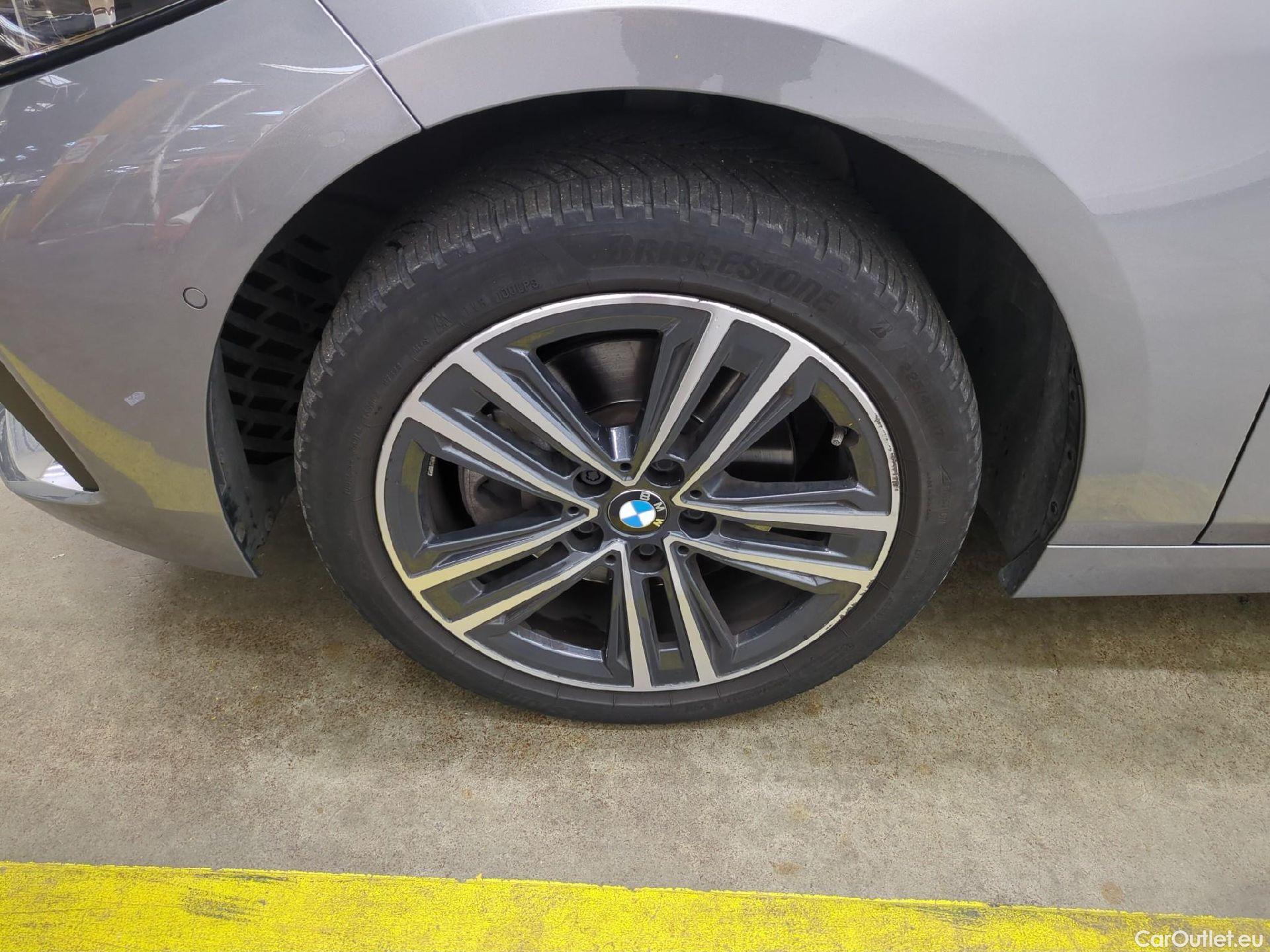  Bmw  Serie 1 BMW Série 1 / 2019 / 5P / Berline 116i DKG7 Business Design #1