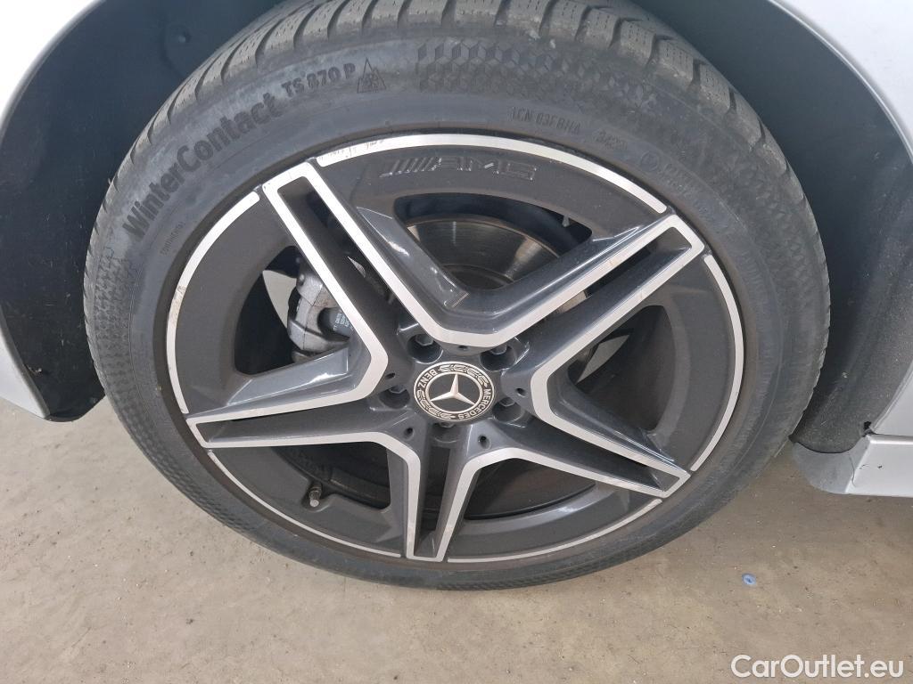  Mercedes  A-Klasse MERCEDES-BENZ Classe A Compact / 2018 / 5P / Berline A 200 d AMG Line 8G-DCT #16