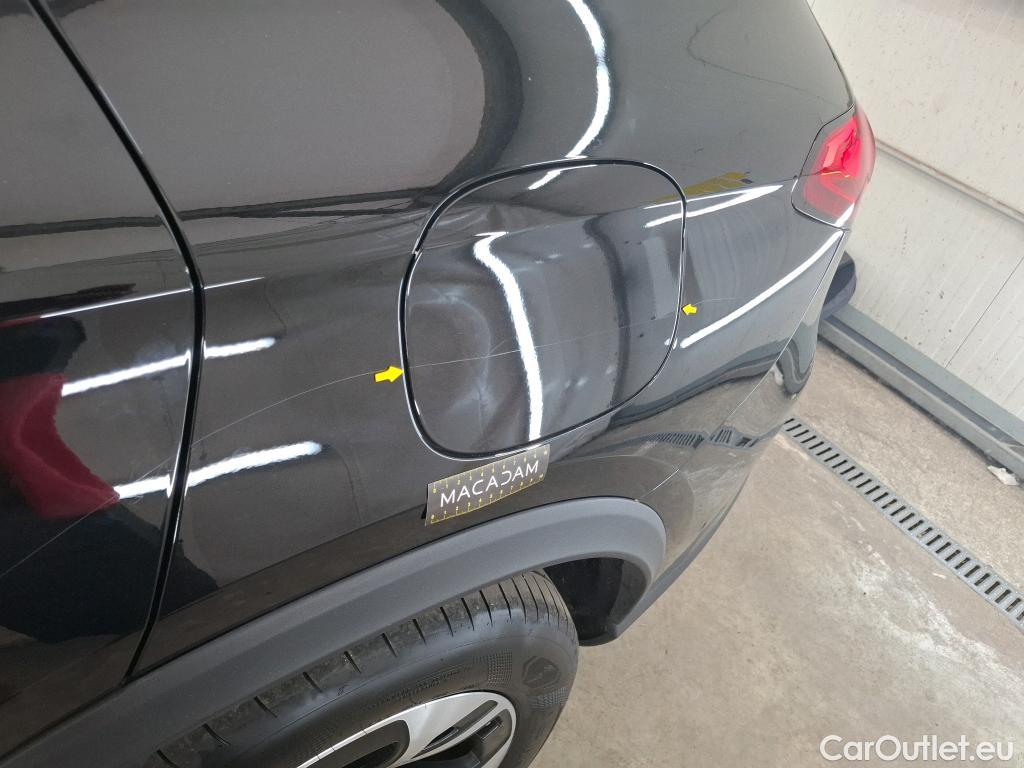  Mercedes  GLC MERCEDES-BENZ  / 2022 / 5P / SUV  300 e Avantgarde Line 4MATIC #31