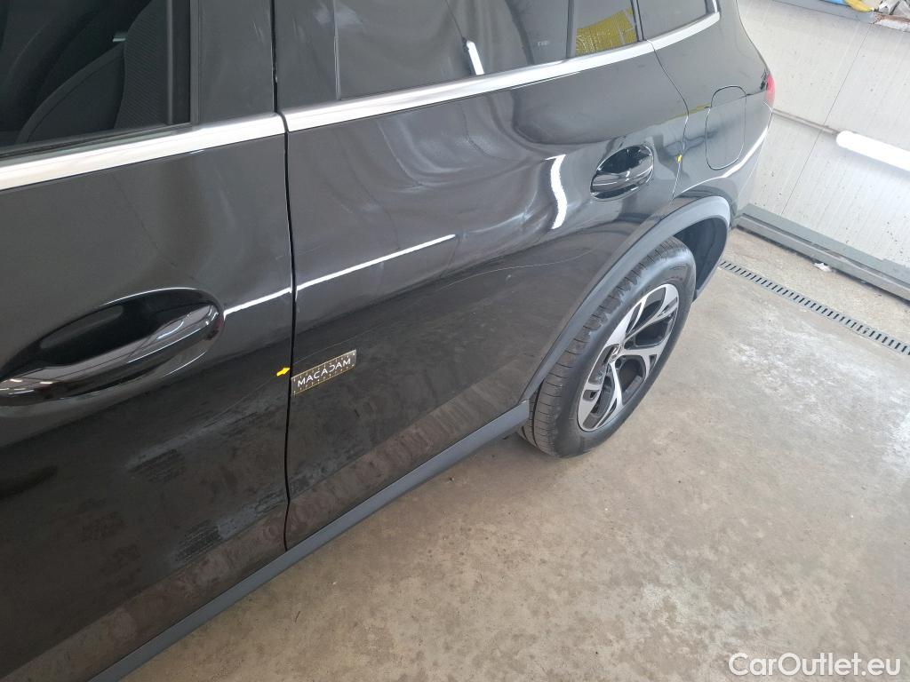  Mercedes  GLC MERCEDES-BENZ  / 2022 / 5P / SUV  300 e Avantgarde Line 4MATIC #8