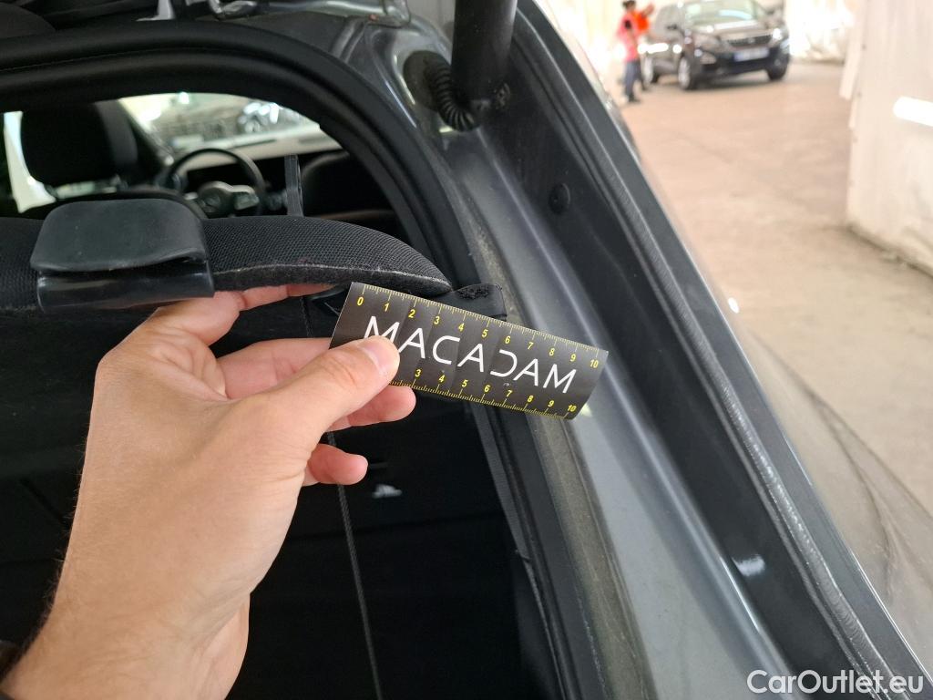  Mercedes  GLA MERCEDES-BENZ  / 2020 / 5P / SUV  200 BUSINESS LINE DCT #16