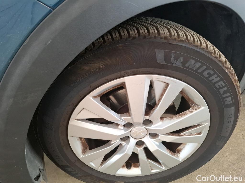  Peugeot  5008  Active Business 1.5 HDi 130CV BVA8 E6d #74