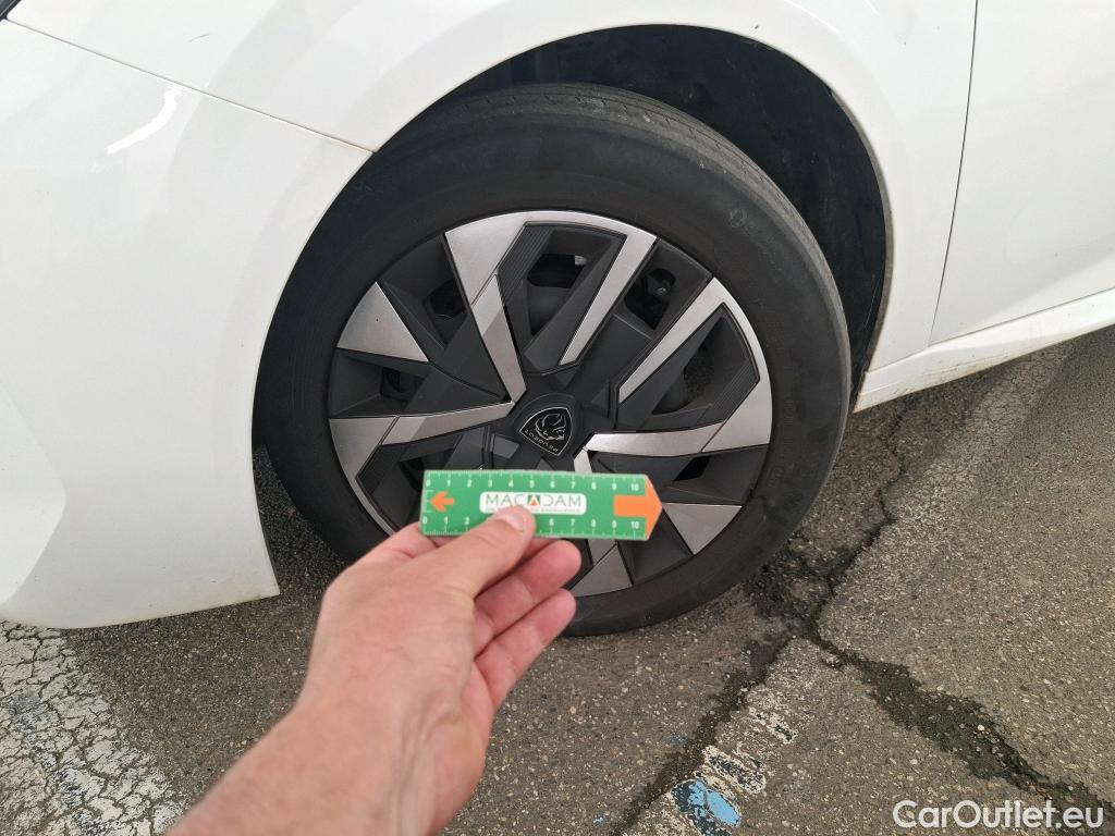  Peugeot  208  Active 1.2 PureTech 100CV BVM6 E6d #9