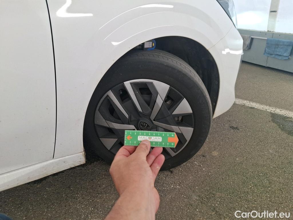  Peugeot  208  Active 1.2 PureTech 100CV BVM6 E6d #11