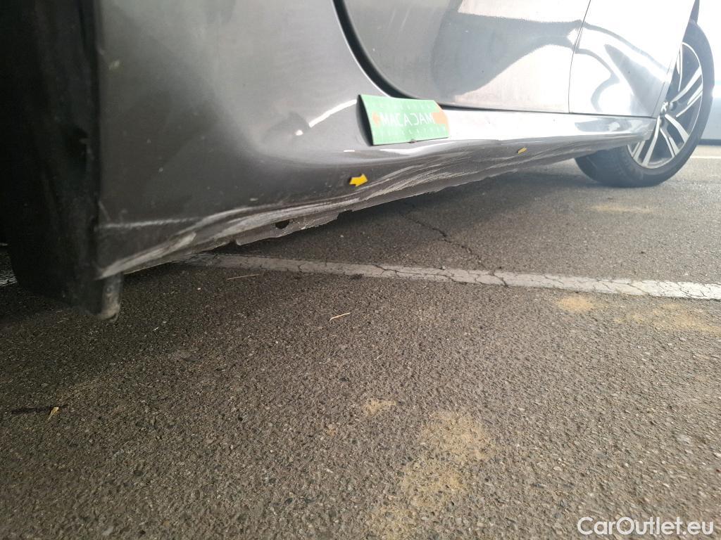  Peugeot  208  Allure Business 1.5 HDi 100CV BVM6 E6d #2