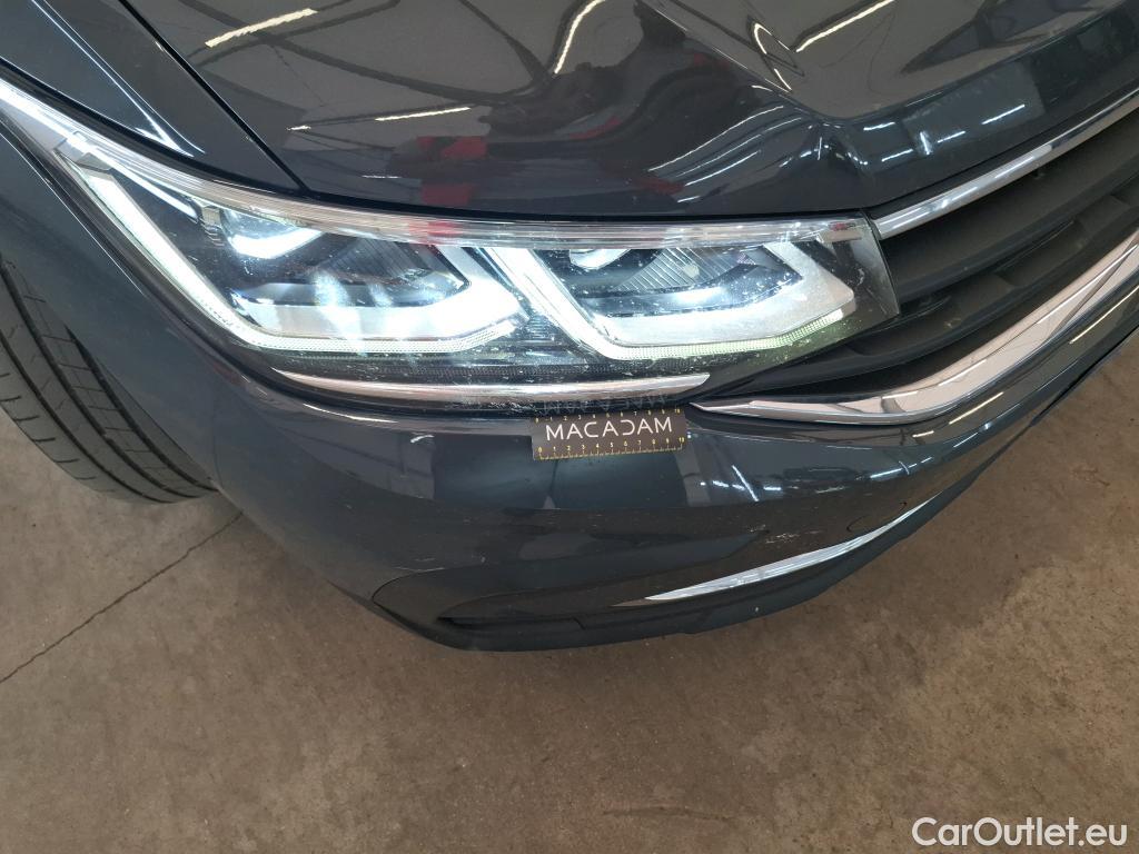  Volkswagen  Tiguan VOLKSWAGEN  / 2020 / 5P / SUV 1.5 TSI 150 DSG7 Life Busines #51