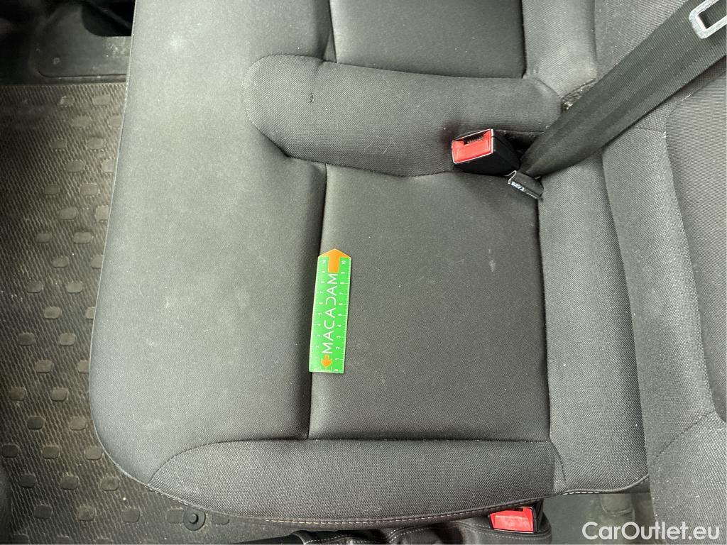  Renault  Trafic  4p Combi Life L1 dCi 95 Stop & Start #30
