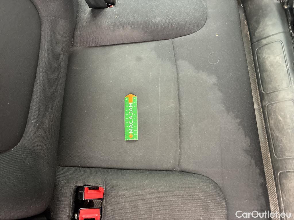  Renault  Trafic  4p Combi Life L1 dCi 95 Stop & Start #33