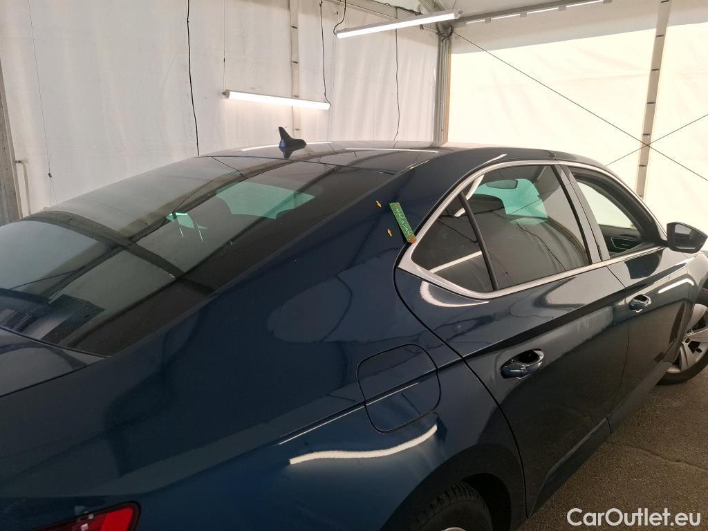  Skoda  Superb  Berline Business 2.0 TDI 120CV BVA7 E6d #12