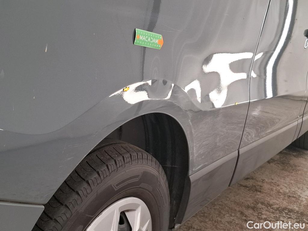  Renault  Trafic  III Combi L2H1 3 0t (8/9 Sièges) Zen 2.0 dCi 150CV BVM6 9 Sieges E6d #2