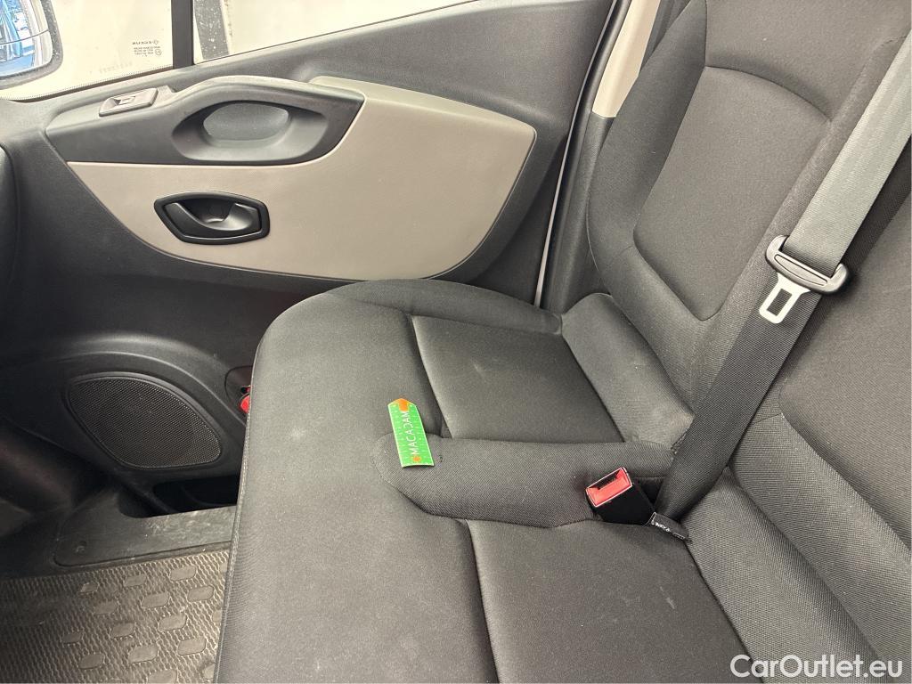  Renault  Trafic  4p Combi Life L1 dCi 95 Stop & Start #20