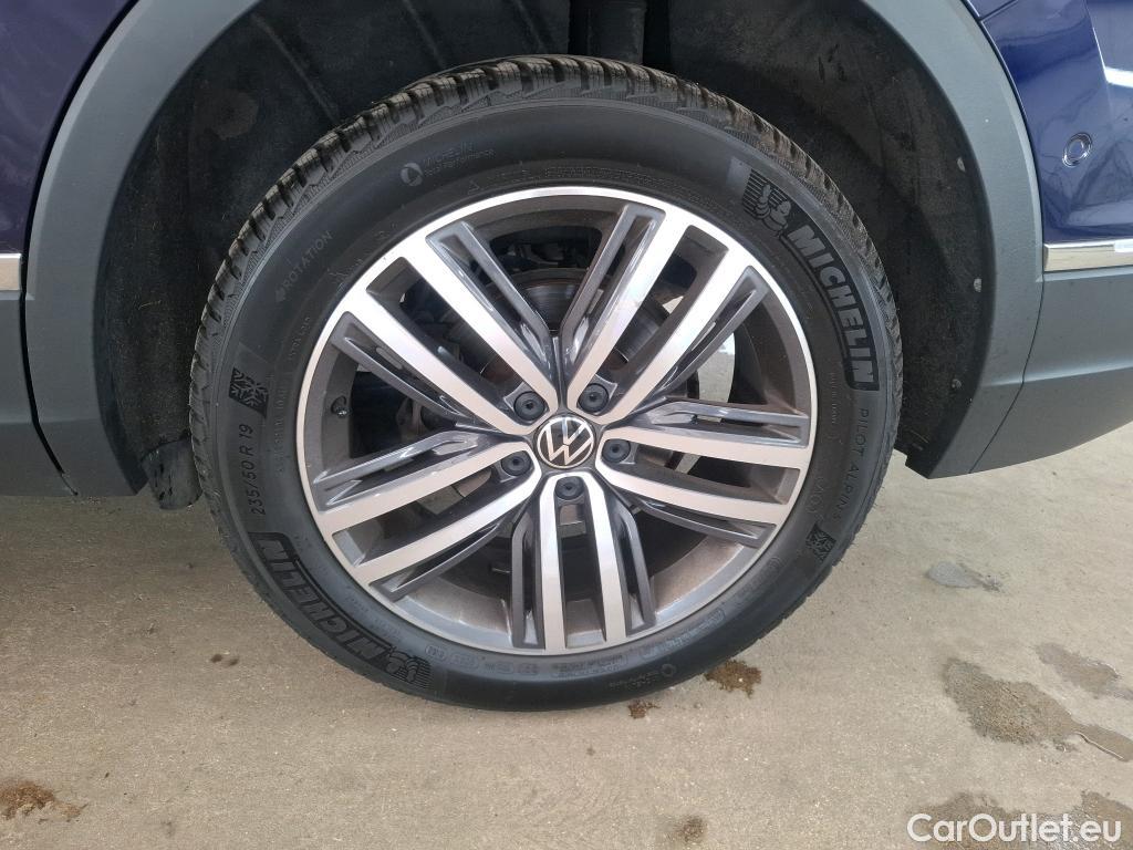  Volkswagen  Tiguan VOLKSWAGEN  Allspace / 2021 / 5P / SUV 2.0 TDI 150 DSG7 Elegance Exclusive #11