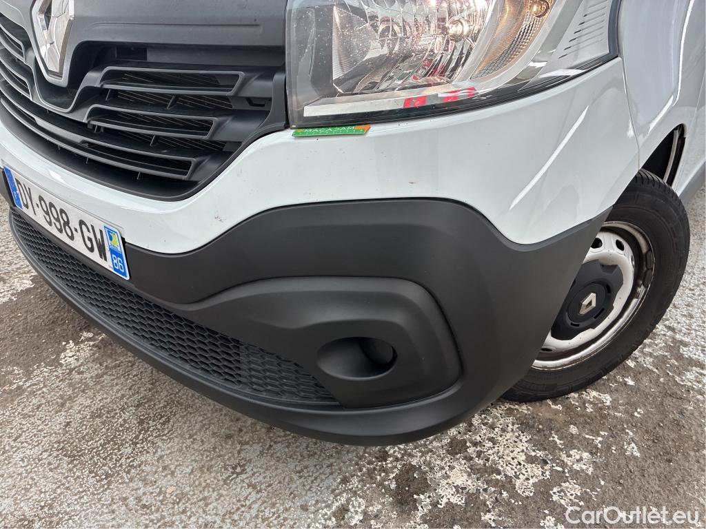  Renault  Trafic  4p Combi Life L1 dCi 95 Stop & Start #35
