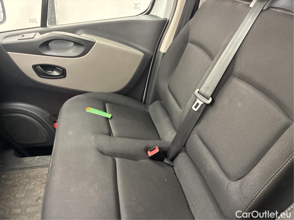 Renault  Trafic  4p Combi Life L1 dCi 95 Stop & Start #28